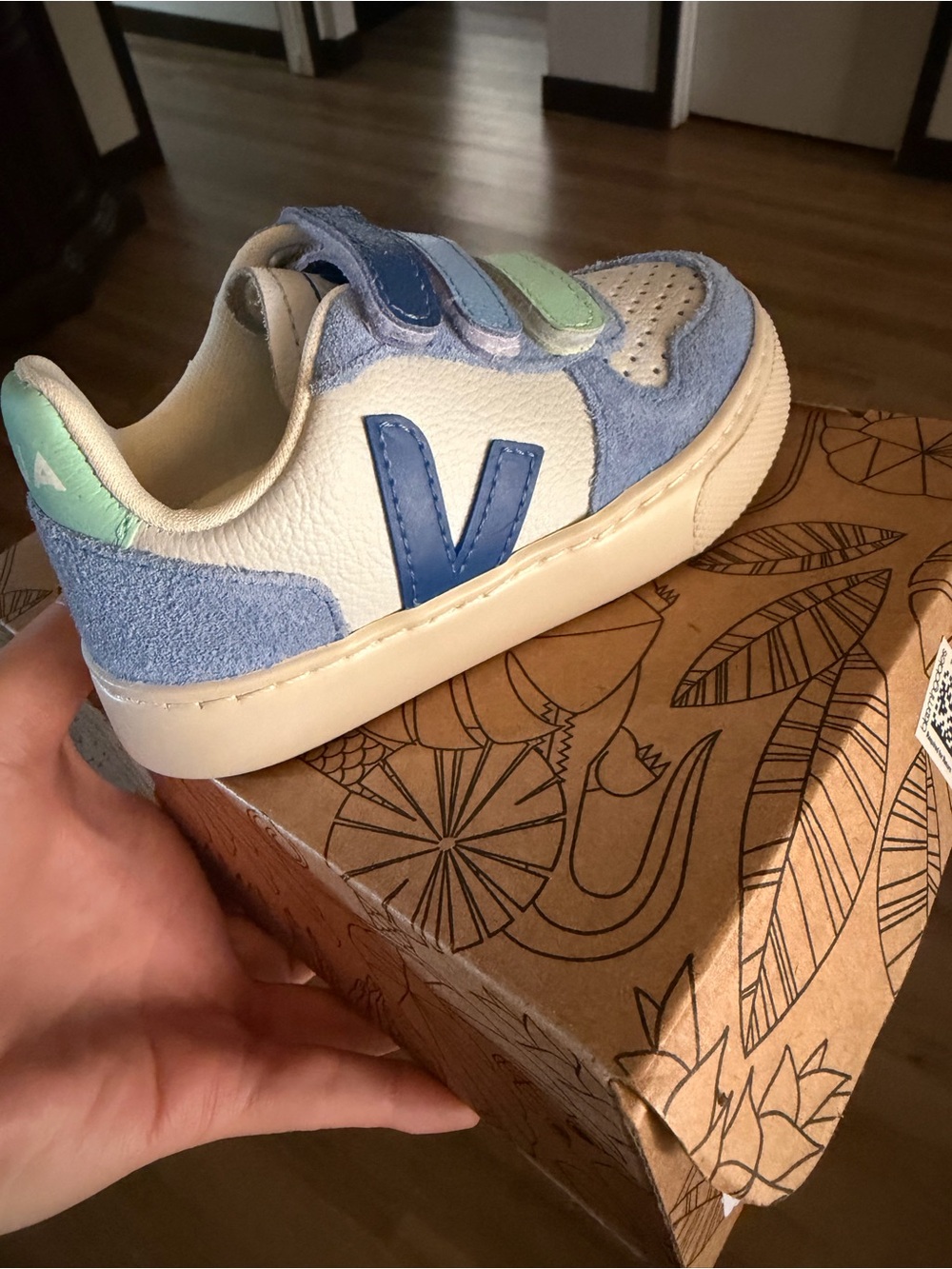 Veja Kids Velcro Sneakers in Light Blue, White & Mint
